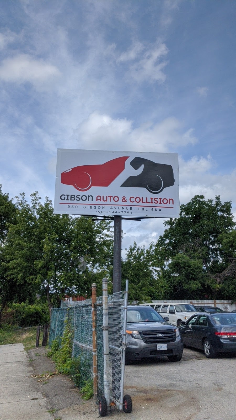 Gibson Auto & Collision | 250 Gibson Ave, Hamilton, ON L8L 6K4, Canada | Phone: (905) 544-7791