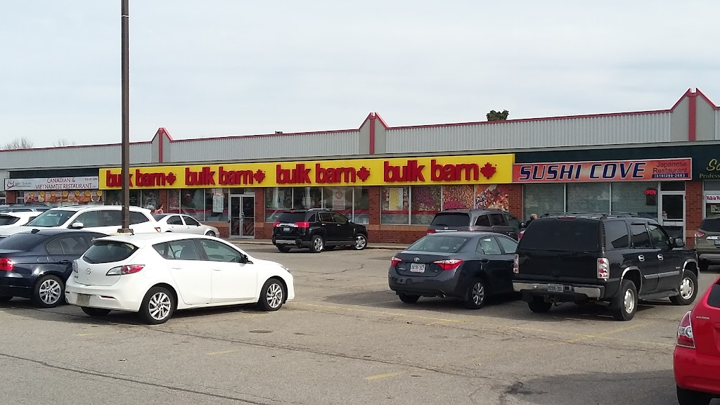 Bulk Barn | 930 Dundas St, Woodstock, ON N4S 8X6, Canada | Phone: (519) 533-0579