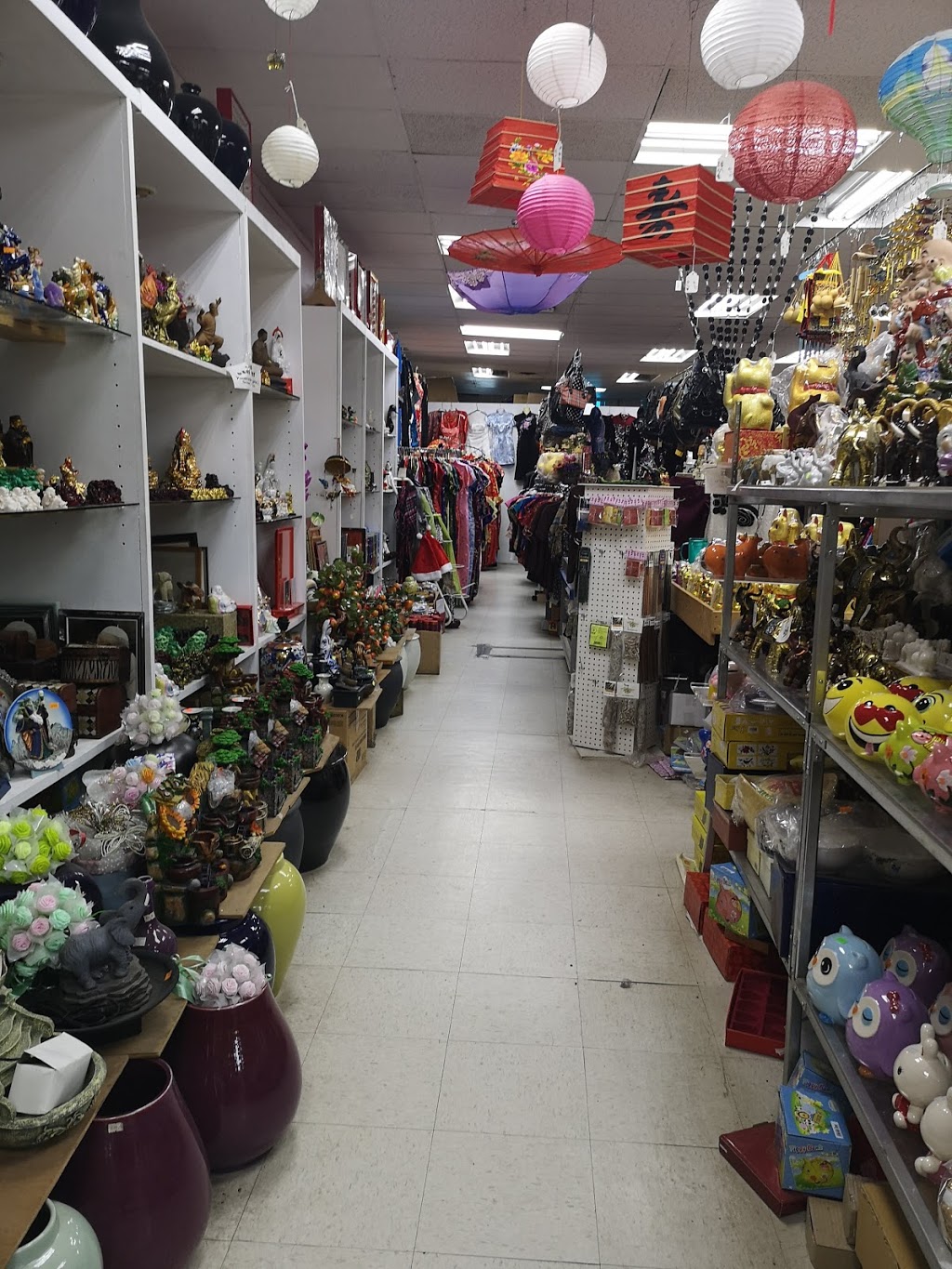 Creative Gifts & Etc | 10577 97 St NW, Edmonton, AB T5H 2L4, Canada | Phone: (780) 423-4517