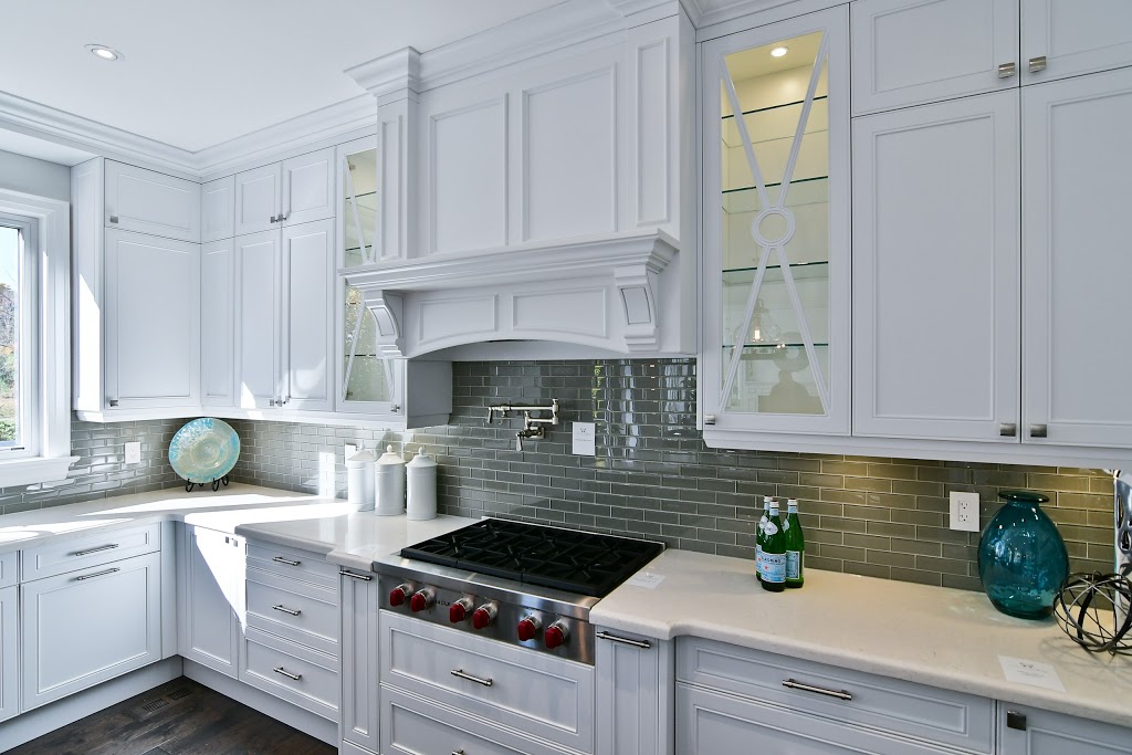 kakoz kitchens & custom cabinetry | 1385 Bonhill Rd unit 1, Mississauga, ON L5T 1M1, Canada | Phone: (416) 315-9229