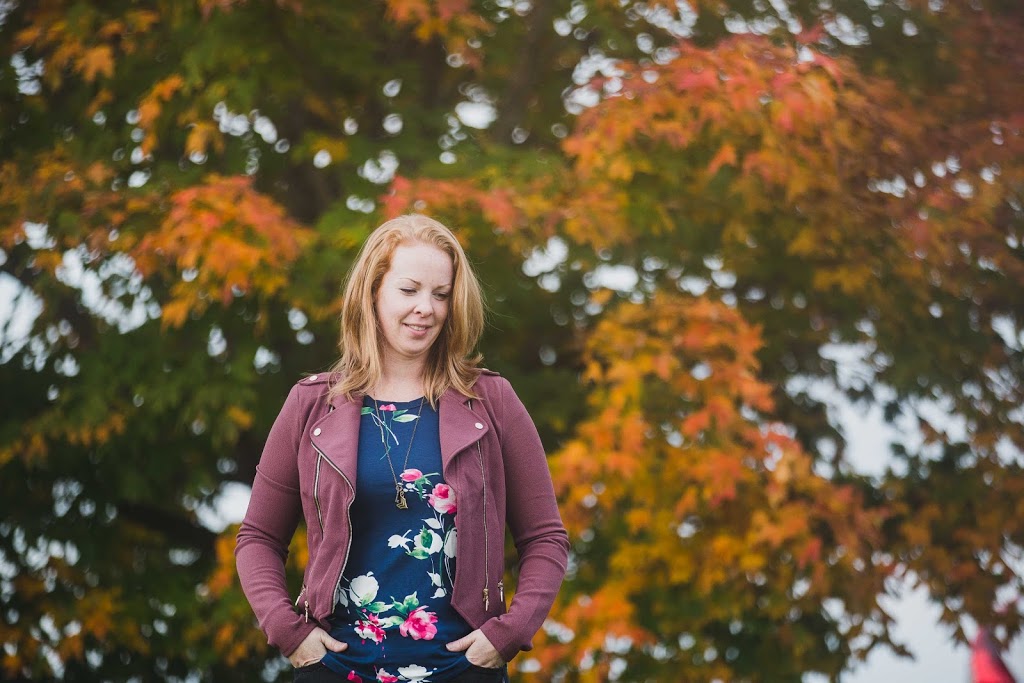 Sophia Lemon, Photography for Ridiculously Happy People | 1 First St suite 220, Collingwood, ON L9Y 1A1, Canada | Phone: (705) 532-7668