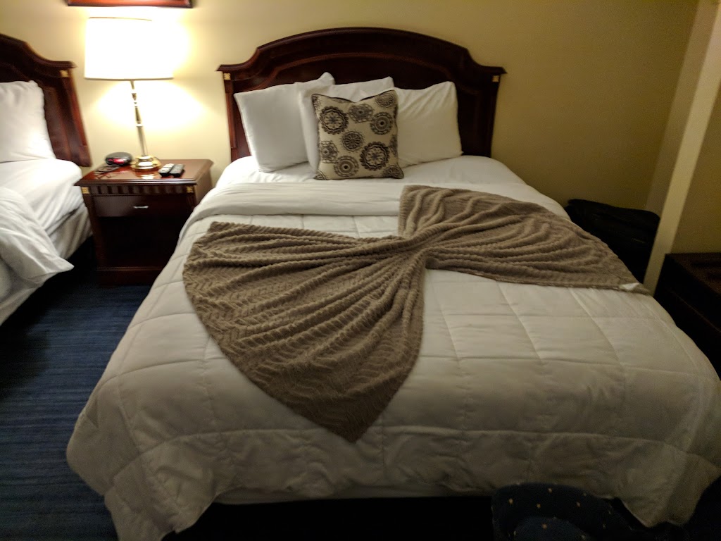 Travellers Inn | 311 Market St, Summerside, PE C1N 1K8, Canada | Phone: (902) 436-9100