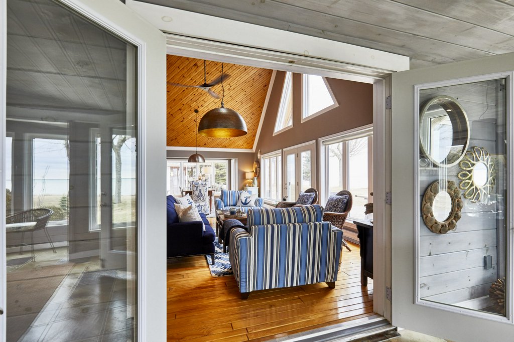 Cool House Media | 182 Wellington St, Bowmanville, ON L1C 1W3, Canada | Phone: (416) 779-4868
