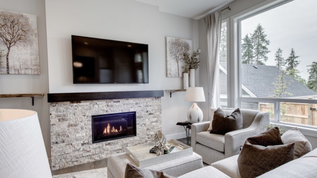 Chris Ingram Real Estate | Helping People Buy And Sell Homes | 2429 152 St #100, Surrey, BC V4P 1N4, Canada | Phone: (604) 341-2558