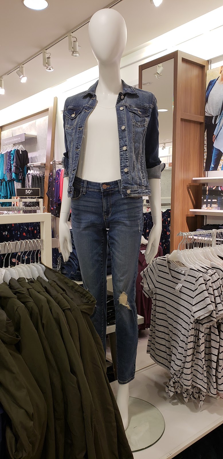 Reitmans | 999 Upper Wentworth St, Hamilton, ON L9A 4X5, Canada | Phone: (905) 385-5980