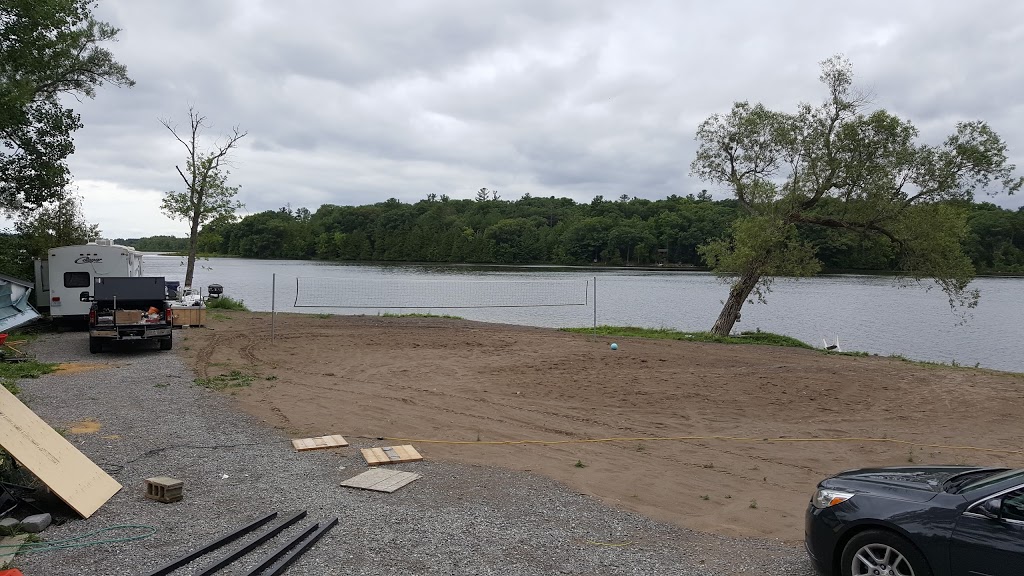Rice Lake Retreat Cottage and Camping | 250 Dunette Landing Rd, Roseneath, ON K0K 2X0, Canada | Phone: (416) 432-6002