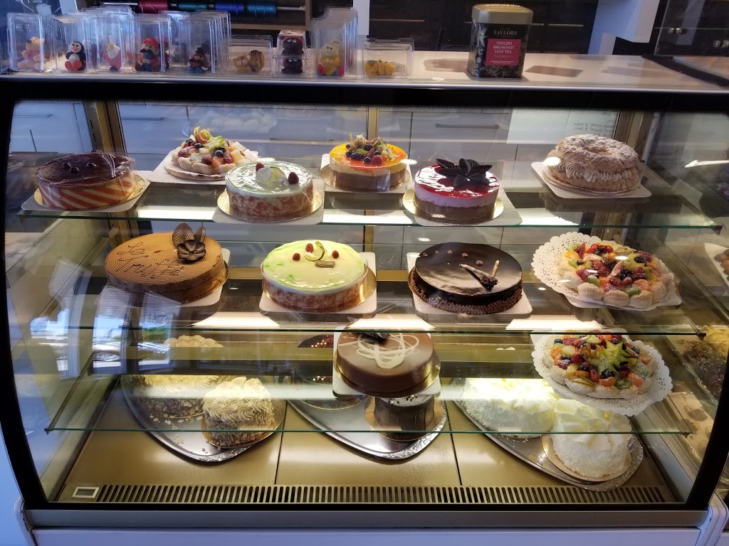 Le Truffé Pastry | 2300 Boulevard Père-Lelièvre, Québec, QC G1P 2X5, Canada | Phone: (418) 681-3384