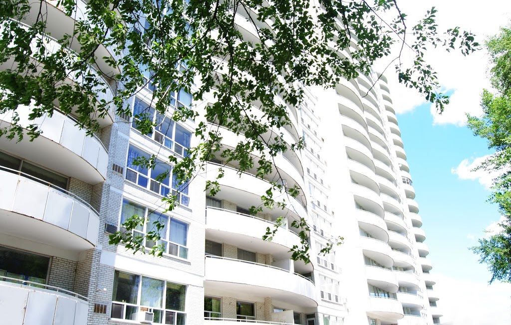 ViewPoint Towers | 35 Canyon Ave, North York, ON M3H 4Y2, Canada | Phone: (416) 633-8843