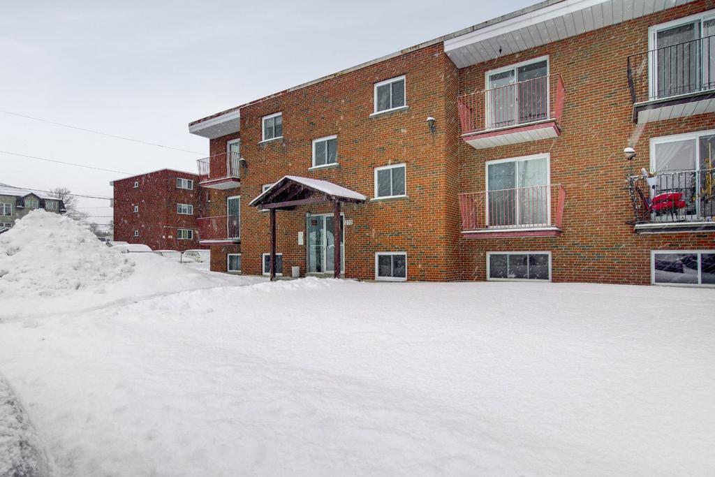 Patrick Riquier|Remax | 14000 Rue de la Chapelle, Mirabel, QC J7J 2C8, Canada | Phone: (450) 821-8044