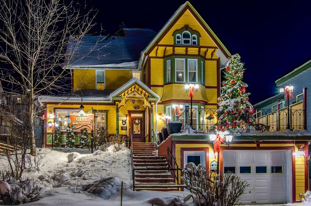 Gîte Les Pignons | 156 Rue Commerciale, Saint-Damien-de-Buckland, QC G0R 2Y0, Canada | Phone: (418) 789-3377