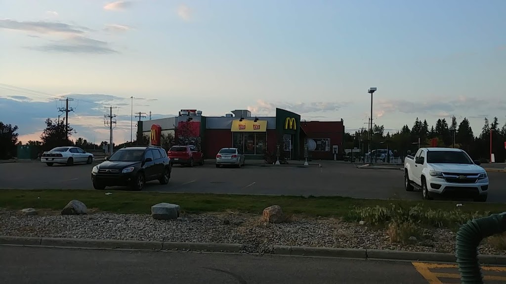 McDonalds Gasoline Alley East | 41 Petrolia Dr, Red Deer, AB T4E 1A9, Canada | Phone: (403) 340-4430