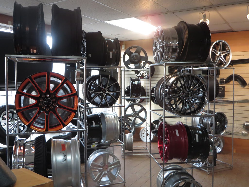 Auto Décor Enr | 2530 Boulevard Laurier E, Saint-Hyacinthe, QC J2T 1K9, Canada | Phone: (450) 774-9371