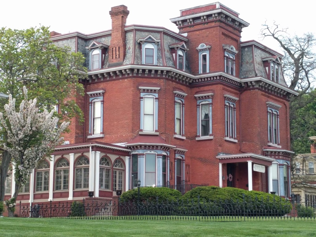 Memories Manor | 613 N Riverside Ave, St Clair, MI 48079, USA | Phone: (810) 329-2800