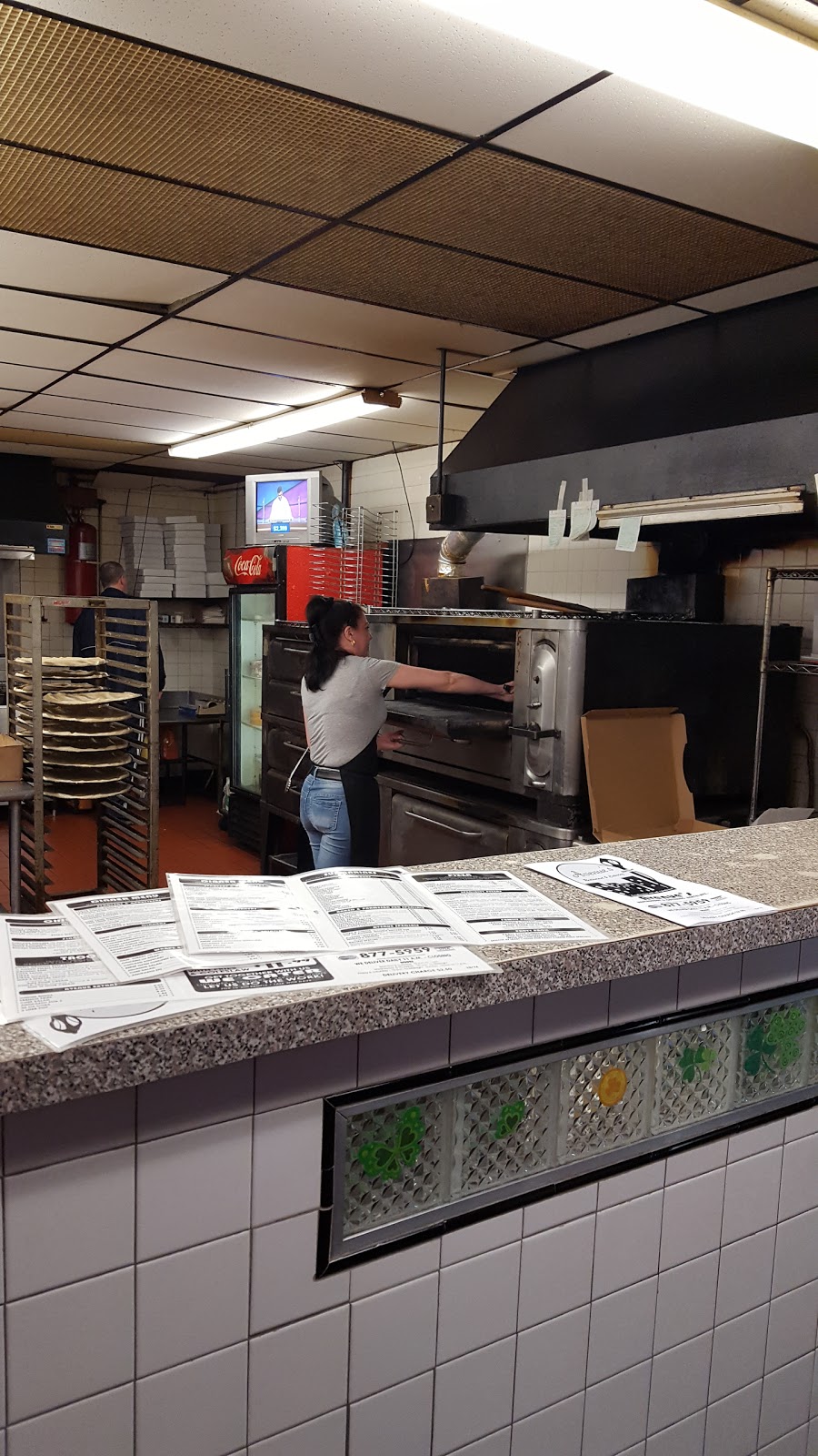 Avenues Restaurant & Catering | 1116 Hertel Ave, Buffalo, NY 14216, USA | Phone: (716) 877-5959