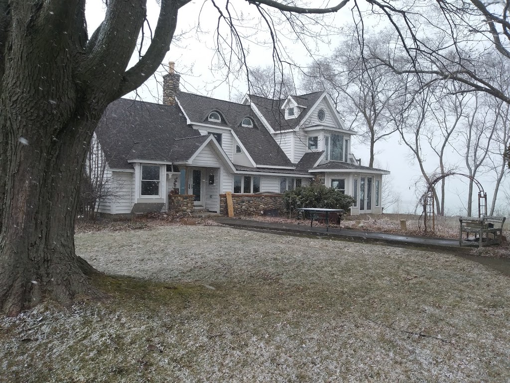 Harbourfront Motel | 5689 Old Orchard Bluff Rd, Lexington, MI 48450, USA | Phone: (810) 359-8906