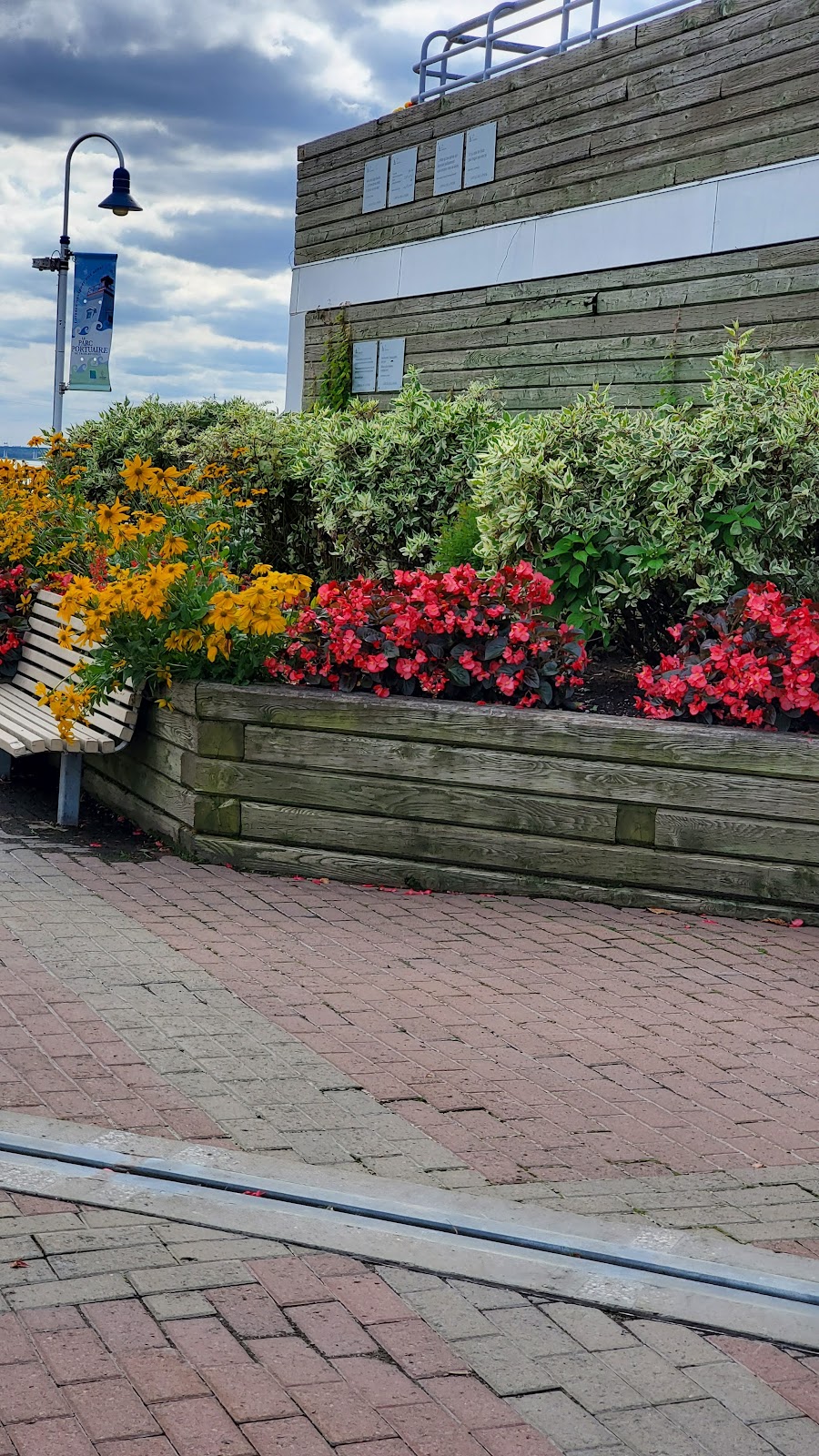 Trois Rivieres | 3635 Rue de la Pinède, Trois-Rivières, QC G8Y 1G6, Canada | Phone: (819) 379-7336