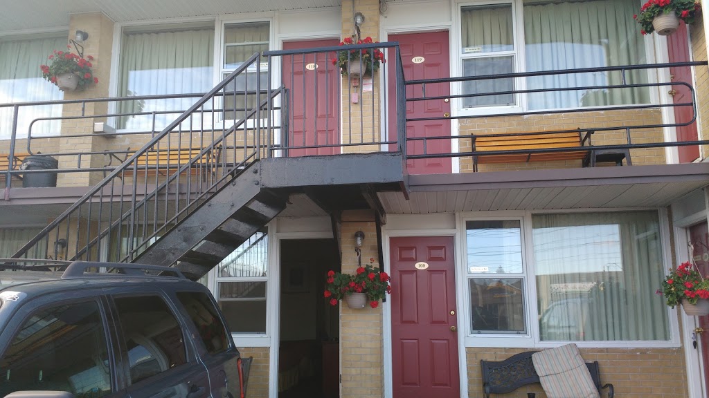 Imperial Fireside Inn | 1111 Lorne St, Sudbury, ON P3C 4S8, Canada | Phone: (705) 673-0075