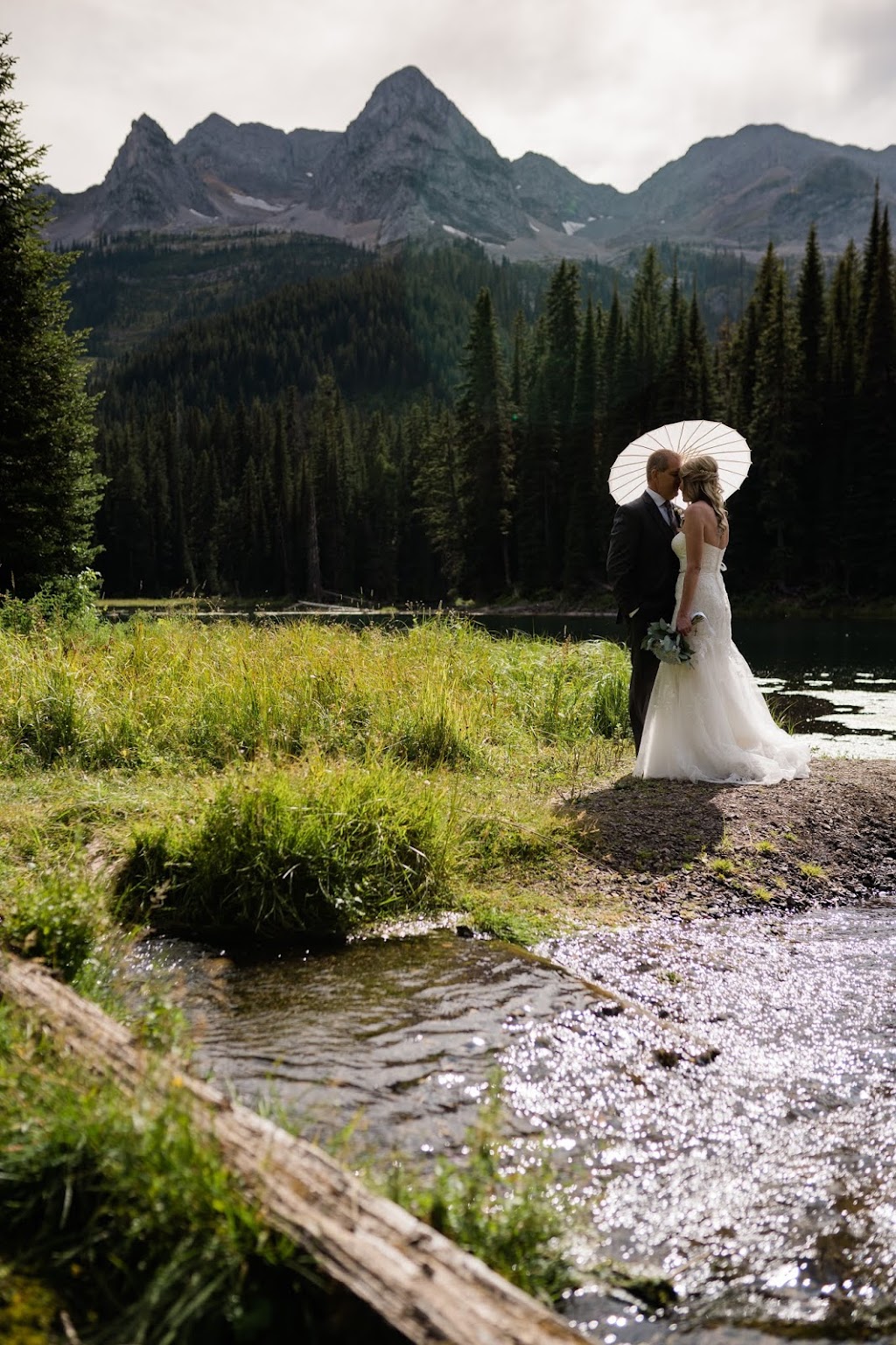 Tara Hill Studios | 1189 McDonald Ave, Fernie, BC V0B 1M1, Canada | Phone: (250) 490-7325