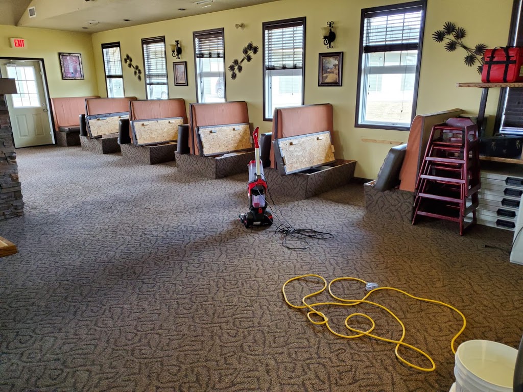 Old Iron Horse Restaurant & Lounge | 6000 48 Ave #1, Ponoka, AB T4J 1K2, Canada | Phone: (403) 783-4766