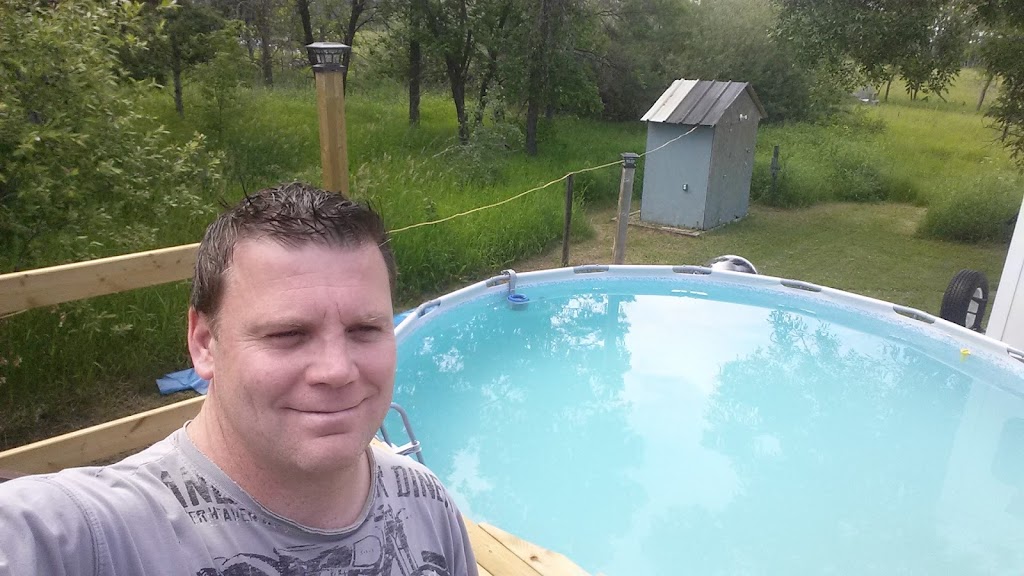Minerva Tree Farms and Nursery | 108041 8 Pth, Gimli, MB R0C 1B0, Canada | Phone: (204) 642-8643