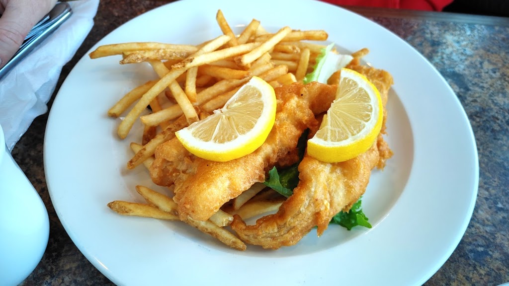Smittys Family Restaurant | 10 Aquitania Blvd W #10, Lethbridge, AB T1J 5L4, Canada | Phone: (403) 328-9823