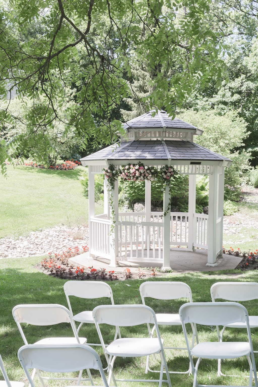 Lavish Events by Design | 2386 Main St unit 1B, Lambeth, ON N6P 1A9, Canada | Phone: (226) 678-6542