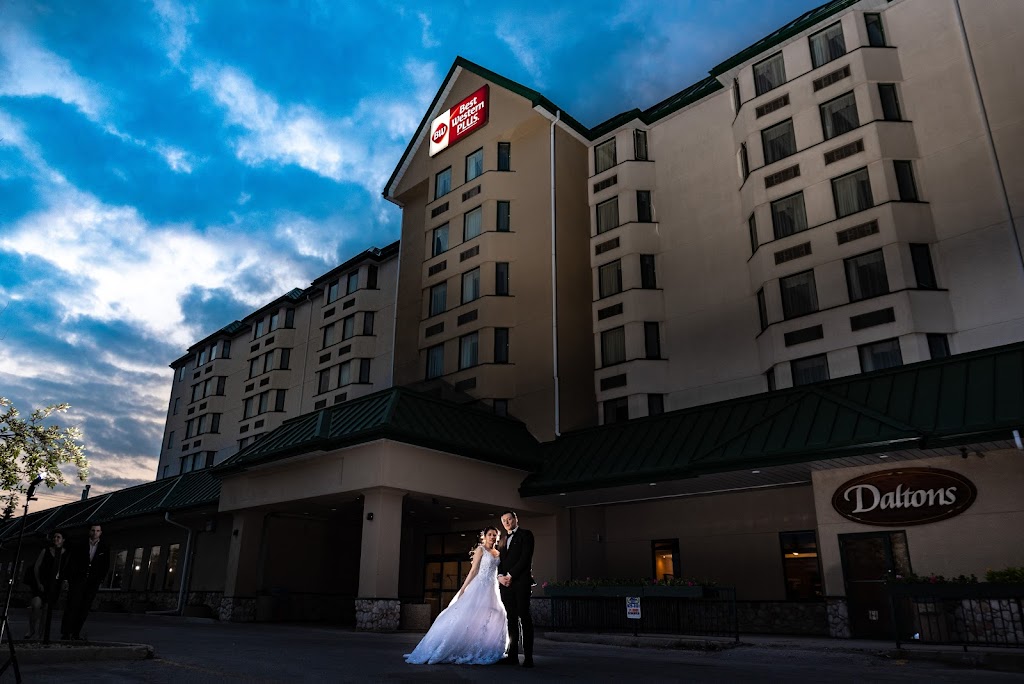 LightStruck Photo Project | 89 Pennyhill Gate, Winnipeg, MB R2P 1W7, Canada | Phone: (204) 583-2888