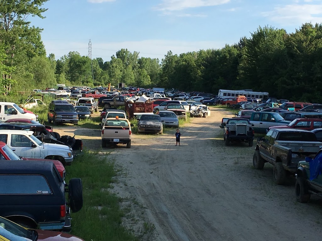Recks Auto Salvage & Scrap | 6449 Dove Rd, Kimball, MI 48074, USA | Phone: (586) 610-0112