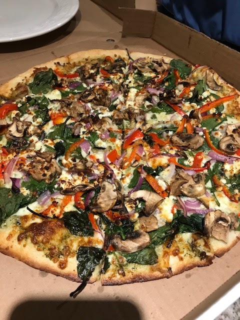 Paezanos Pizza | 420 Leacock Dr, Barrie, ON L4N 5G5, Canada | Phone: (705) 722-1717