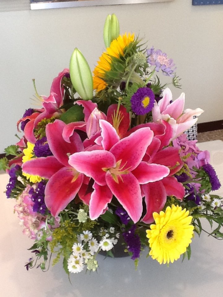 Flowerchild Florist (Online) | 1163 Pinetree Way, Coquitlam, BC V3B 8A9, Canada | Phone: (604) 945-6945
