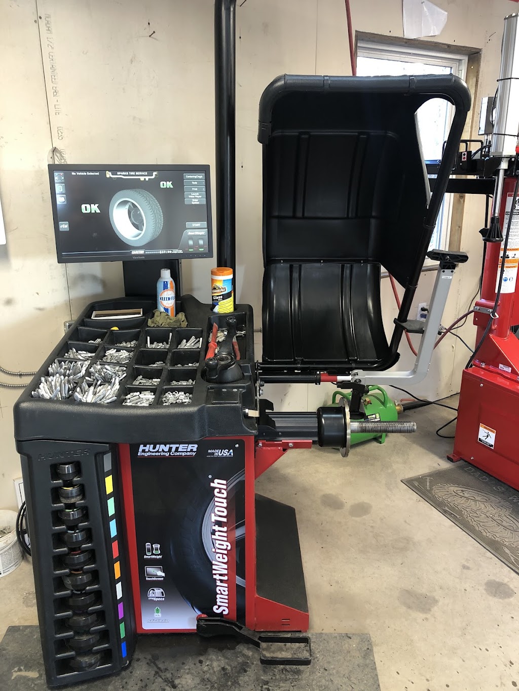 Sparks Tire Service | 88 Tenshire Ct, Middle Sackville, NS B4E 0A9, Canada | Phone: (902) 449-8473