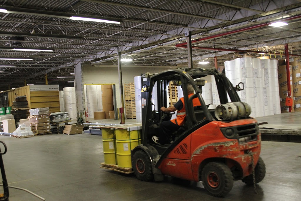 Bison Transport | 1001 Sherwin Rd, Winnipeg, MB R3H 0T8, Canada | Phone: (204) 833-0000