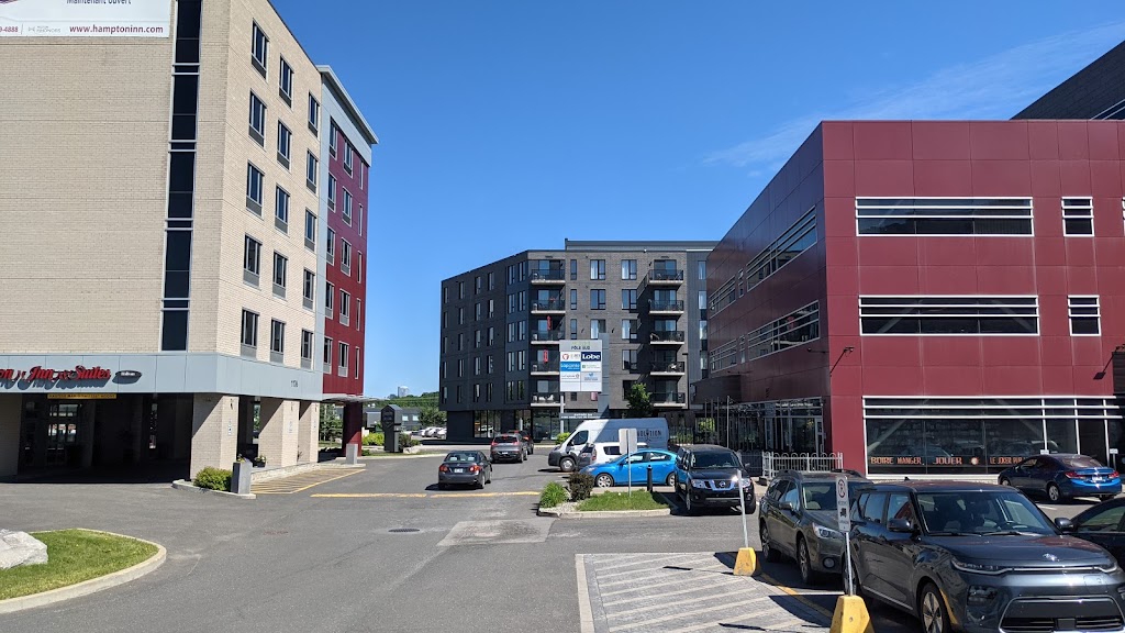 Complexe Pôle Sud | 1190 Rue de Courchevel, Saint-Romuald, QC G6W 8H1, Canada | Phone: (418) 564-4726