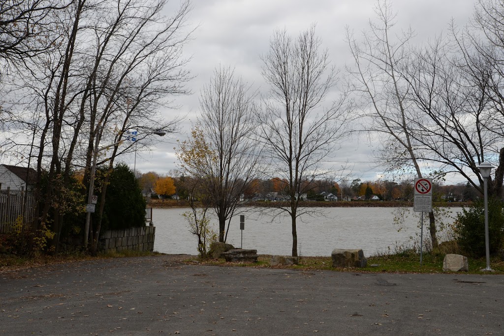 Berge de lAnse (Laval-Ouest) | 3760 3e Av, Laval, QC H7R 2Y2, Canada | Phone: (450) 978-8000