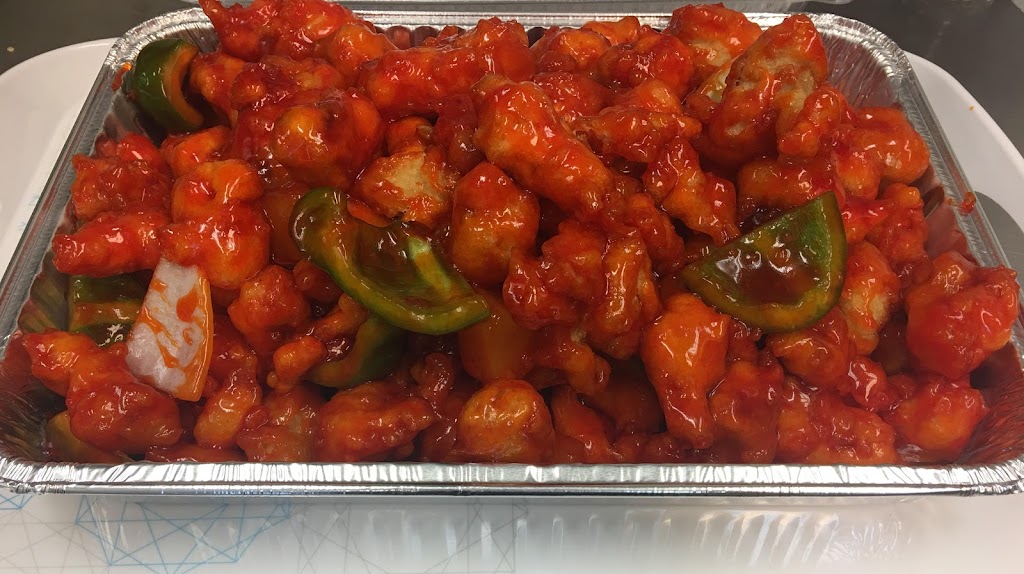 Famous Wok | 2960 Kingsway Dr, Kitchener, ON N2C 1X1, Canada | Phone: (519) 893-8930