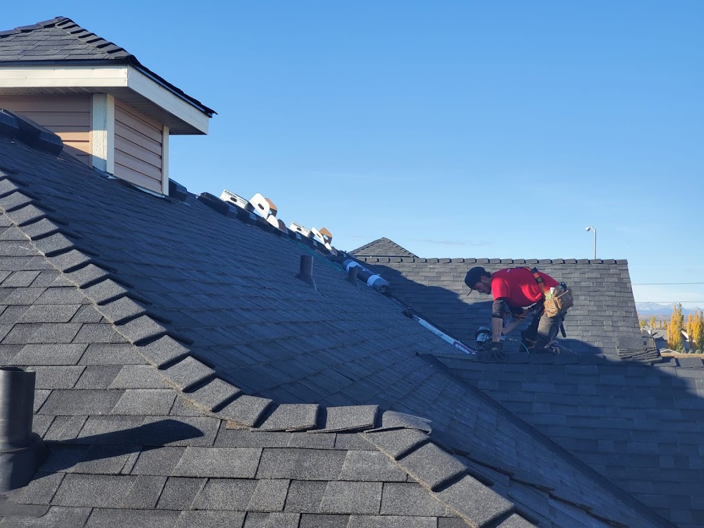 Mega Roofing & Exteriors Inc. | 143 Huggard Rd, Calgary, AB T3Z 2C2, Canada | Phone: (403) 978-1053