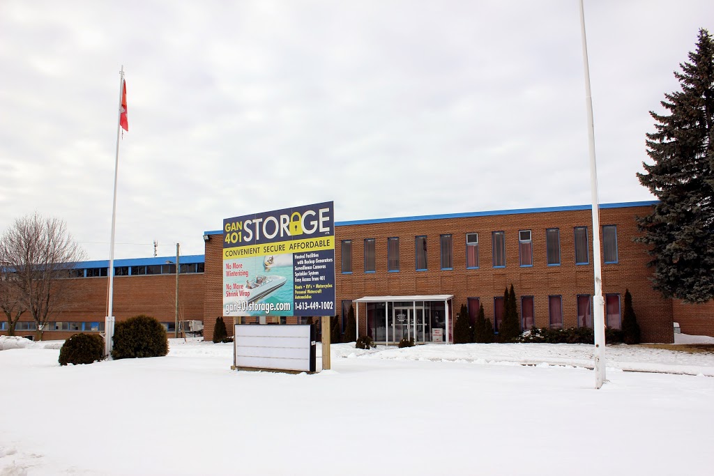 Gan 401 Storage Ltd | 900 Queen St, Gananoque, ON K7G 2B5, Canada | Phone: (613) 449-1002