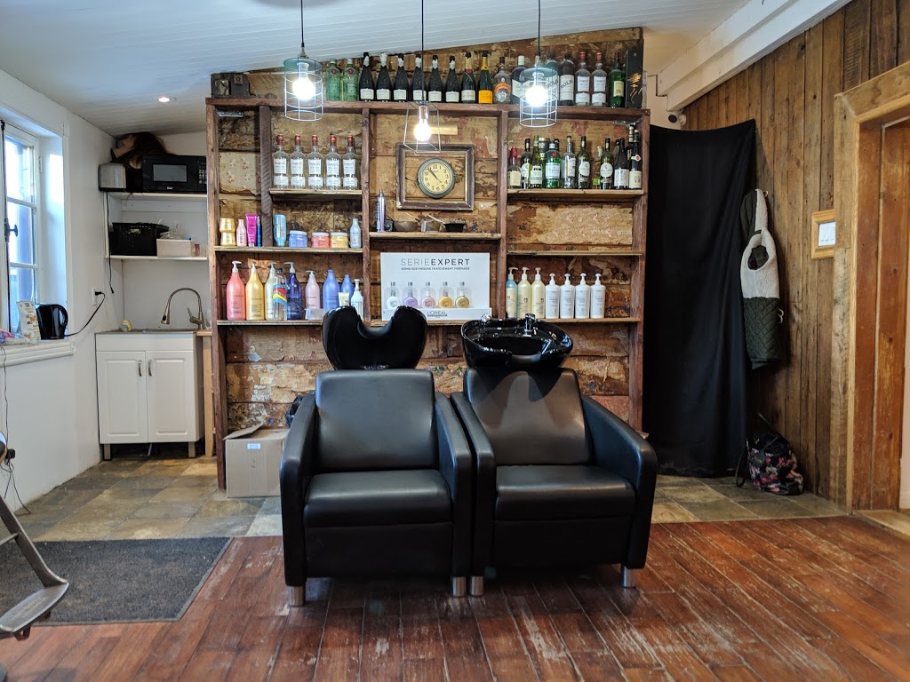 Les Barbares | 296 Rue Saint-Ignace, La Prairie, QC J5R 1E7, Canada | Phone: (450) 937-7909