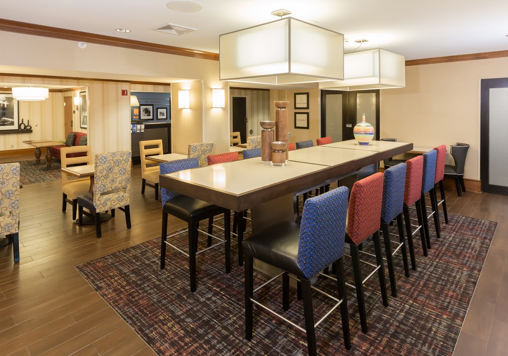 Hampton Inn Buffalo-Airport/Galleria Mall | 1745 Walden Ave, Cheektowaga, NY 14225, USA | Phone: (716) 894-8000