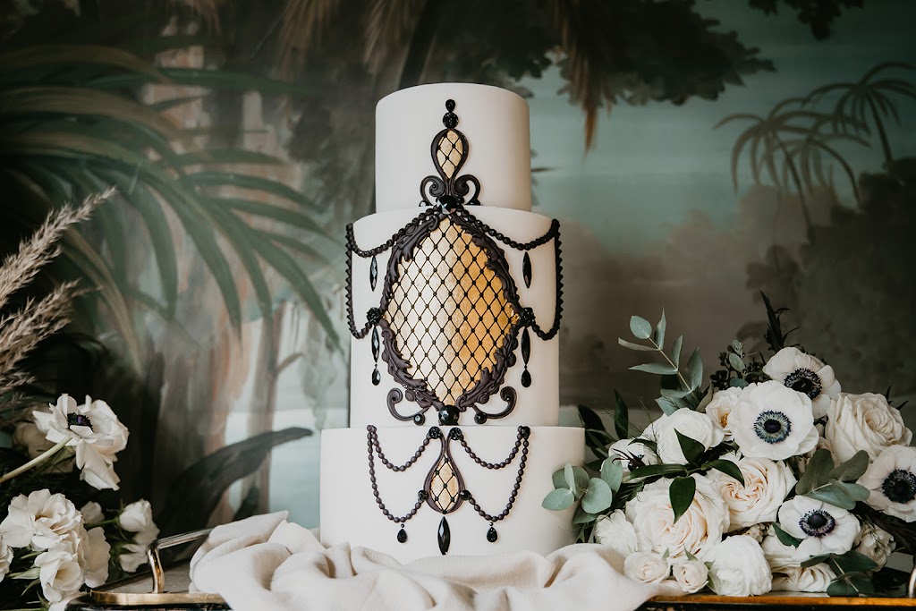Yvonnes Delightful Cakes | The District North, 11130 11th St NE #170, Calgary, AB T3K 2R5, Canada | Phone: (403) 700-5751