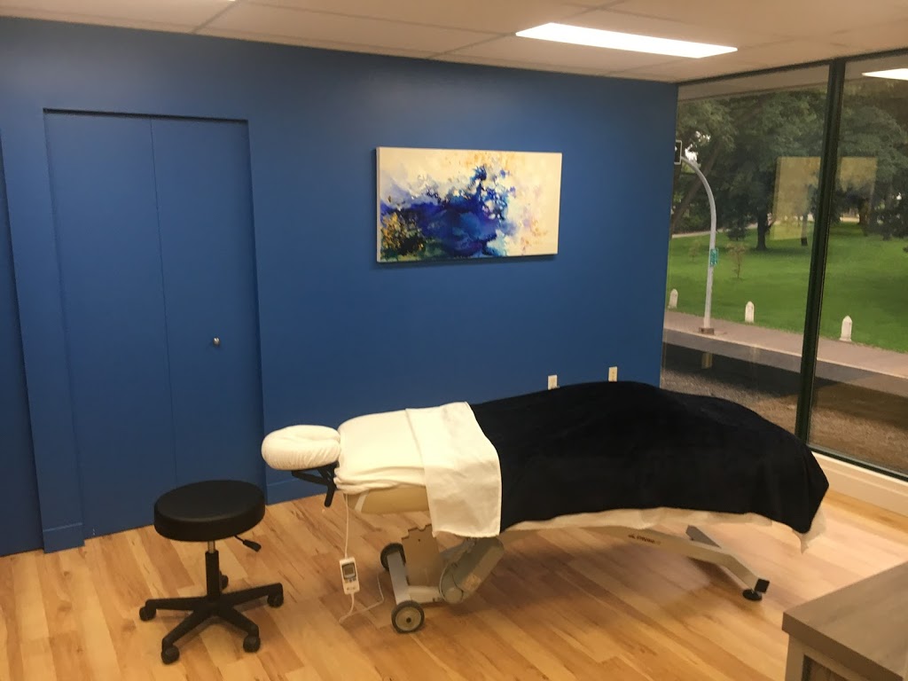 Blue Stone Health | 1635 Abbott St #201, Kelowna, BC V1Y 1A9, Canada | Phone: (236) 420-3382