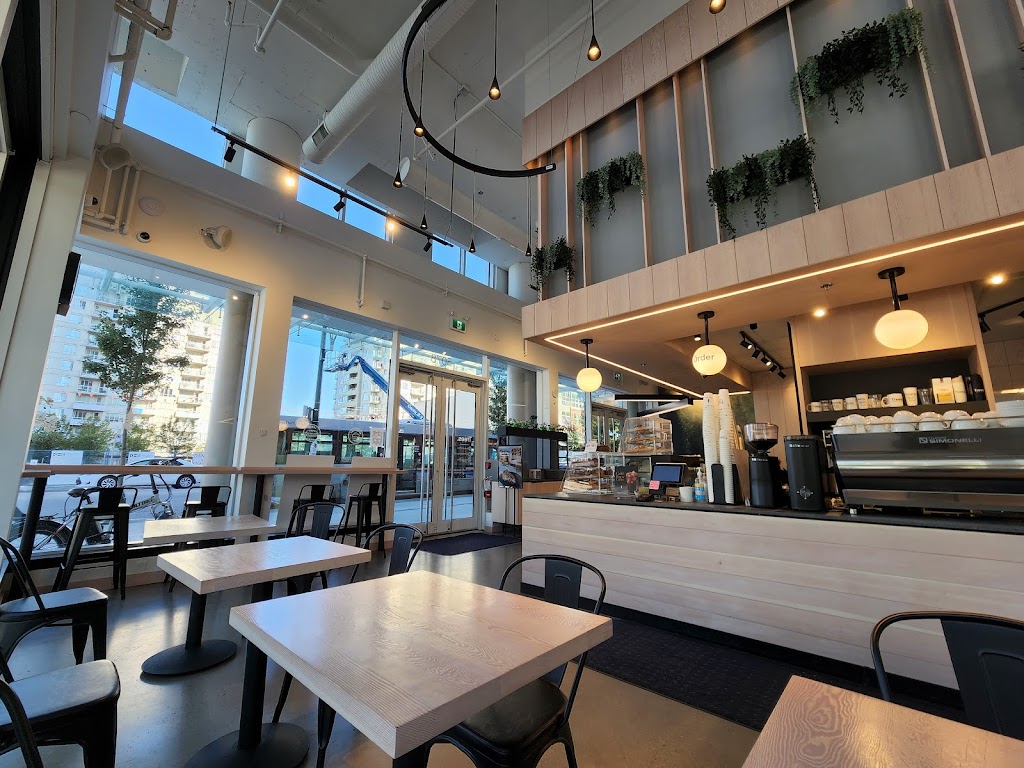 Trees Organic Coffee Joyce-Collingwood | 5078 Joyce St, Vancouver, BC V5R 4G6, Canada | Phone: (604) 895-4211