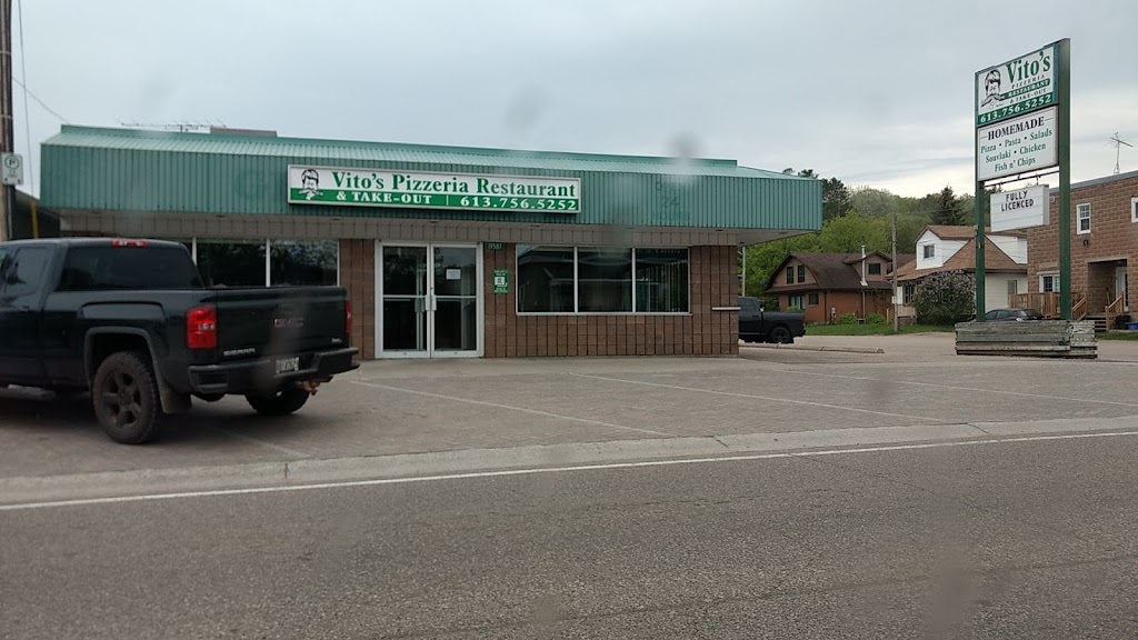 Vitos Pizzeria | 19587 Opeongo Line, Barrys Bay, ON K0J 1B0, Canada | Phone: (613) 756-5252