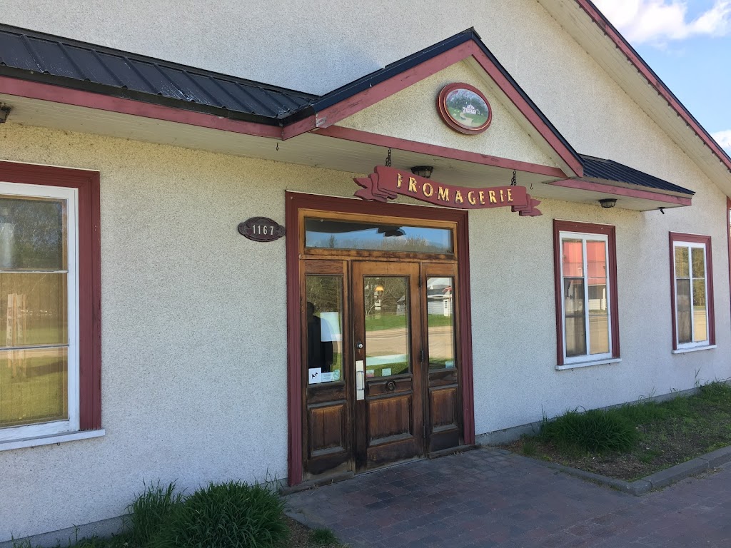 Laiterie Charlevoix | 1167 Boulevard Mgr de Laval, Baie-Saint-Paul, QC G3Z 2W7, Canada | Phone: (418) 435-2184