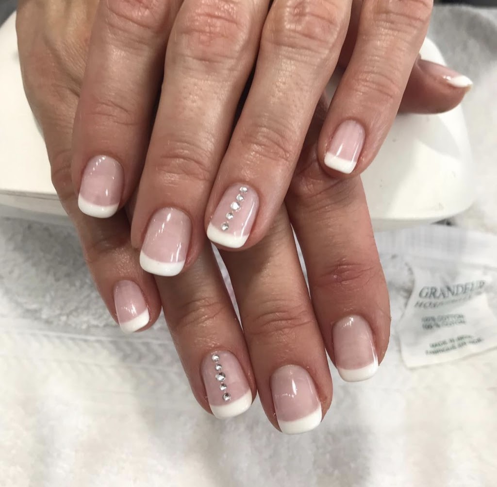 Profession Nail & Spa | 2221 Queen St E, Toronto, ON M4E 1E8, Canada | Phone: (416) 694-4111