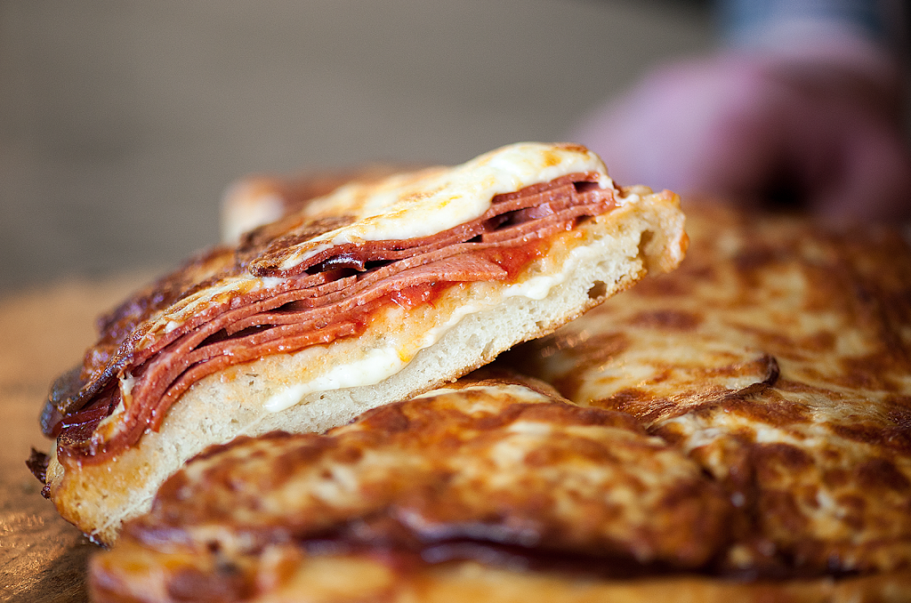 The Eddy Restaurant | 4744 ON-11, Kakabeka Falls, ON P0T 1W0, Canada | Phone: (807) 474-3339