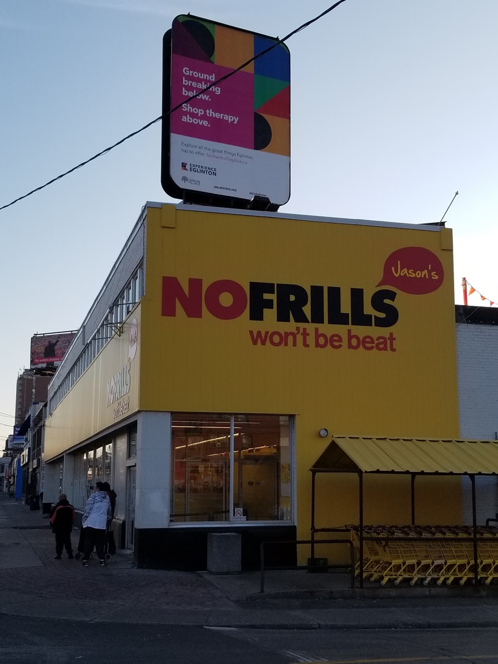 Jasons No Frills | 1951 Eglinton Ave W, York, ON M6E 2J7, Canada | Phone: (866) 987-6453