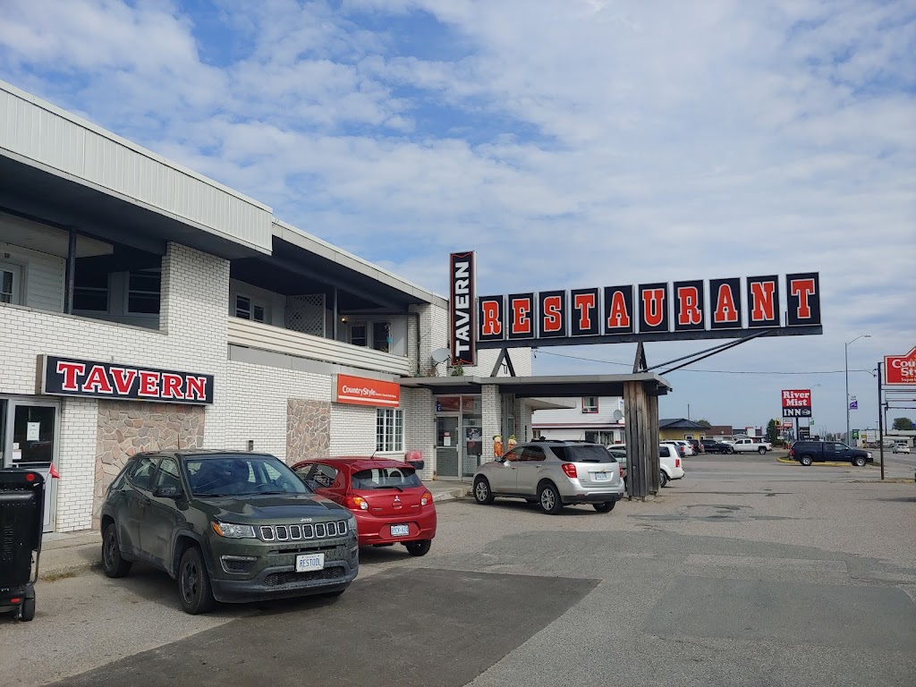 Gervais Restaurant & Tavern | 169 Front St, Sturgeon Falls, ON P2B 2H9, Canada | Phone: (705) 753-1520