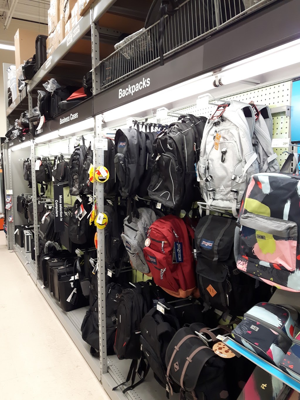 Staples Selkirk | 1026 Manitoba Ave, Selkirk, MB R1A 4M2, Canada | Phone: (204) 785-5530