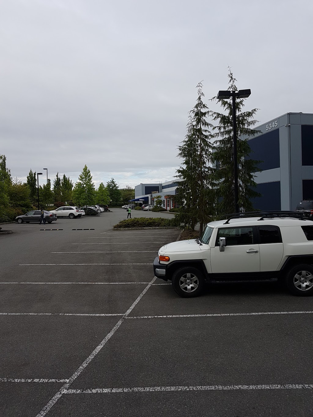 Weston Bakeries Ltd | 5345 275 St, Langley City, BC V4W 3X8, Canada | Phone: (604) 857-6200